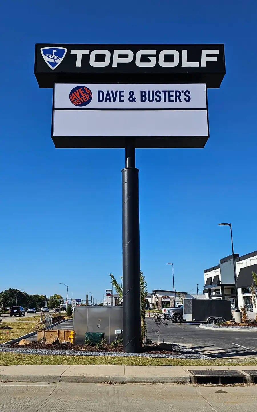 outdoor sign company