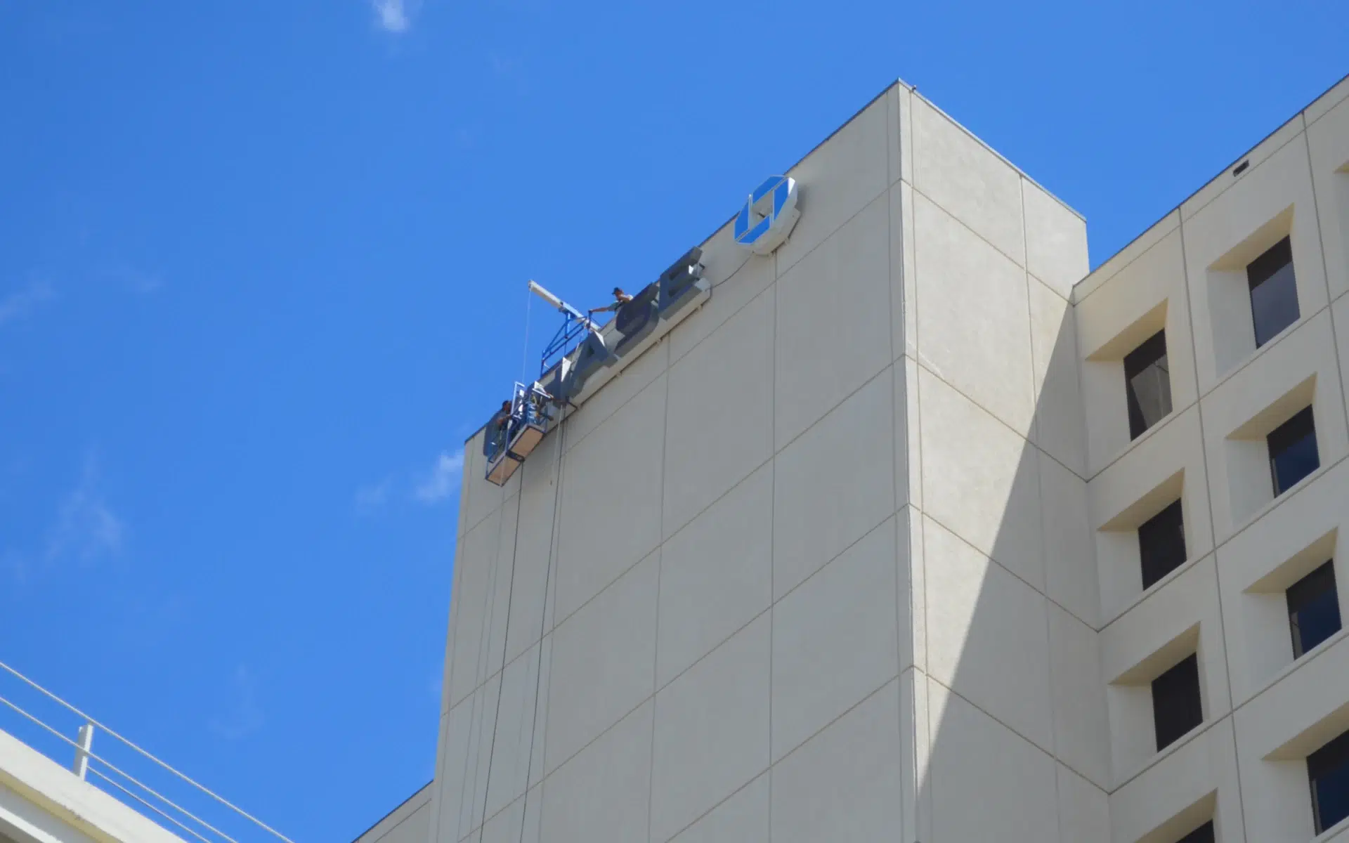 best sign company in La Marque TX