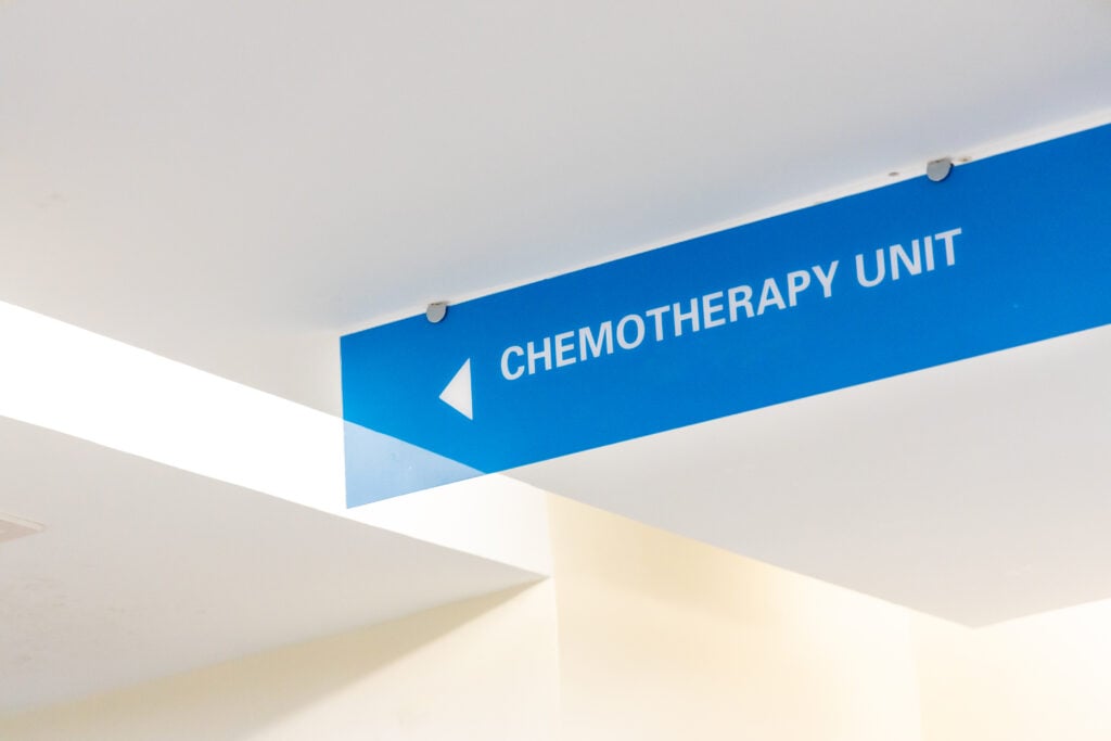 Hospital sign manufacturing and installation